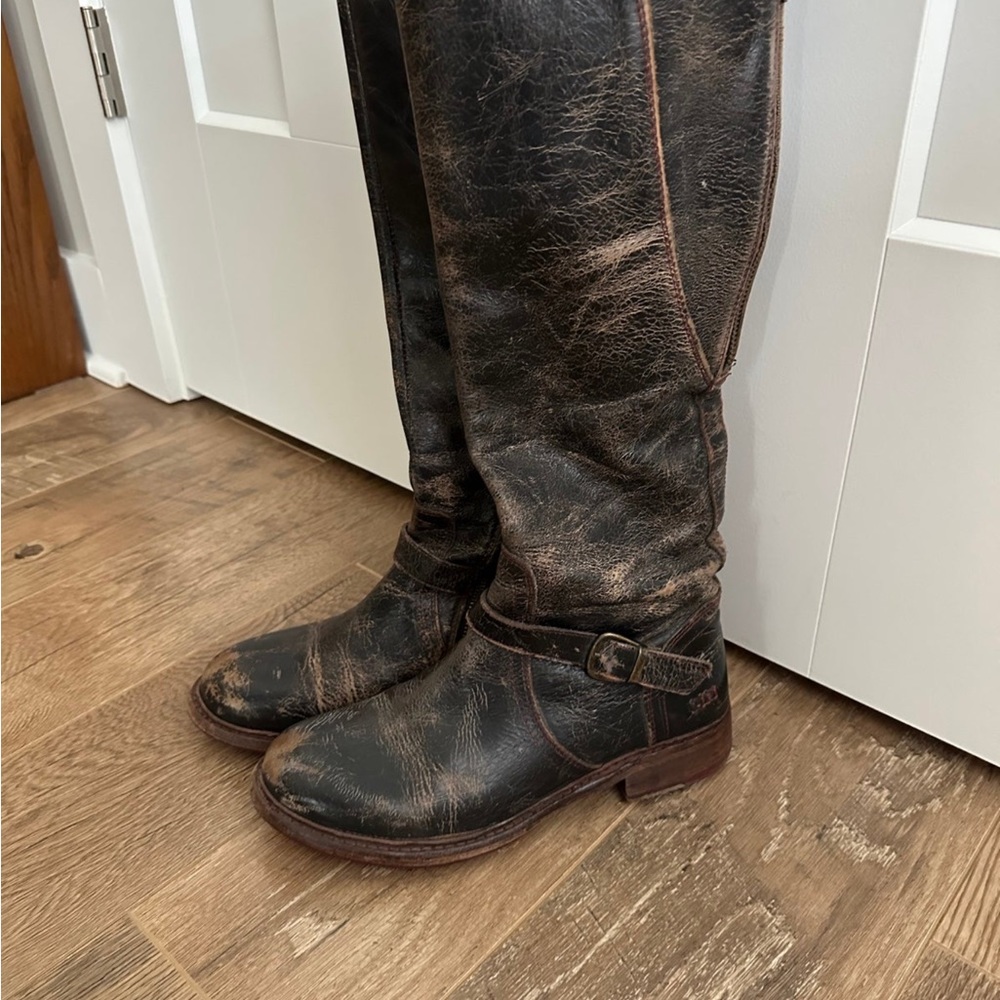 Bed Stu Distressed Black and Brown Leather Boots - Picture 5 of 10